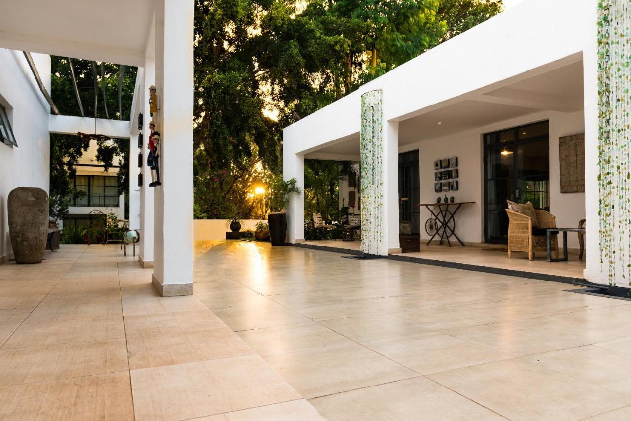 Latitude 13 Degrees Hotel Lilongwe Bagian luar foto